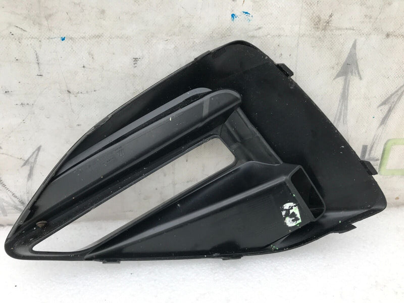 BMW 2 F44 GRAN COUPE SPORT RIGHT SIDE FRONT BUMPER GRILL FOG LIGHT COVER 8491644