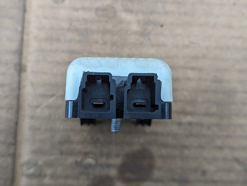 VW GOLF MK7 2012-2020 INTERFERENCE AERIAL ANTENNA AMPLIFIER 5Q0035570 GENUINE