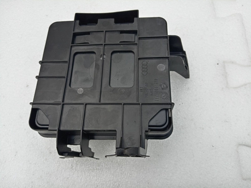 AUDI E-TRON QUATTRO TELEMATIC COMFORT BODY CONTROL UNIT MODULE BCM 8W0907064 GP