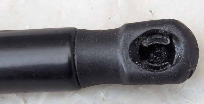 MERCEDES C-CLASS W204 07-11 BONNET HOOD GAS STRUT DRIVER RIGHT O/S A2049800964