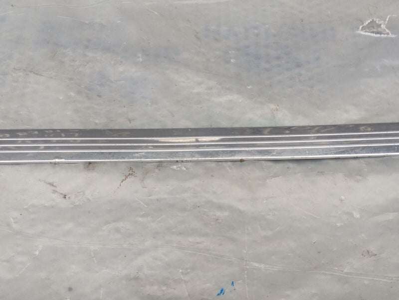 MERCEDES S-CLASS W221 06-13 FRONT RIGHT O/S SIDE SKIRT RAIL TRIM A2216800435