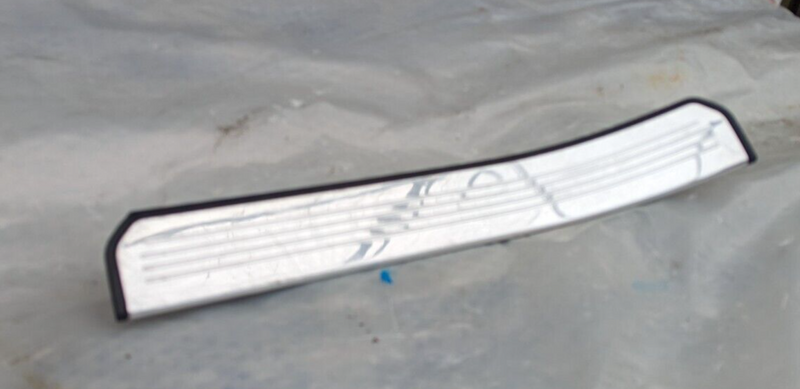 MERCEDES S-CLASS W221 06-13 REAR PASSENGER N/S DOOR ENTRY SILL TRIM A2216800535