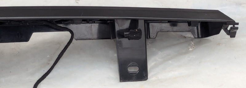 MERCEDES-BENZ C-CLASS W204 07-11 REAR THIRD BRAKE LIGHT COVER TRIM A2046830130