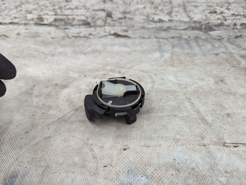 SKODA KAROQ NU7 17-21 FRONT LEFT N/S CRASH IMPACT SENSOR 3Q0959354A GENUINE