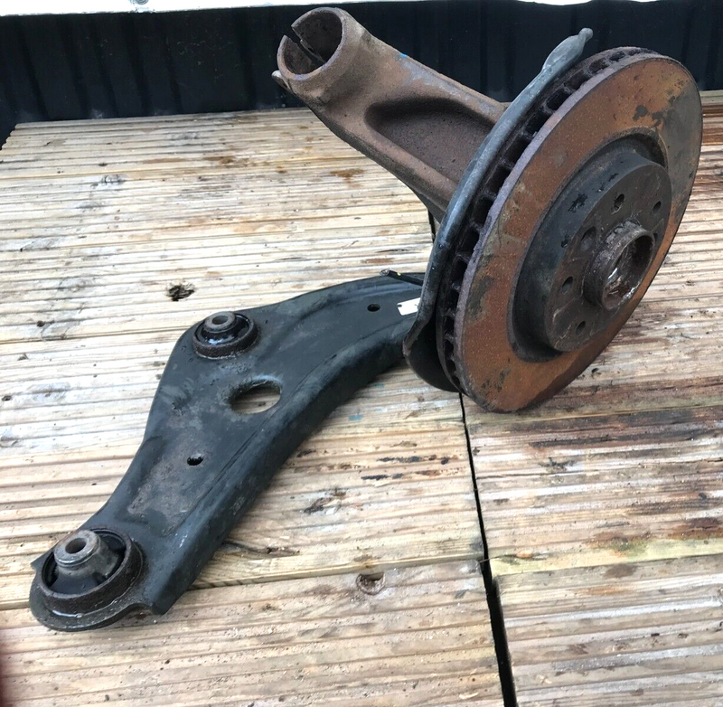 NISSAN QASHQAI J11 MK2 2013-20 1.6 DCI RIGHT SIDE FRONT HUB, WISHBONE BRAKE DISC