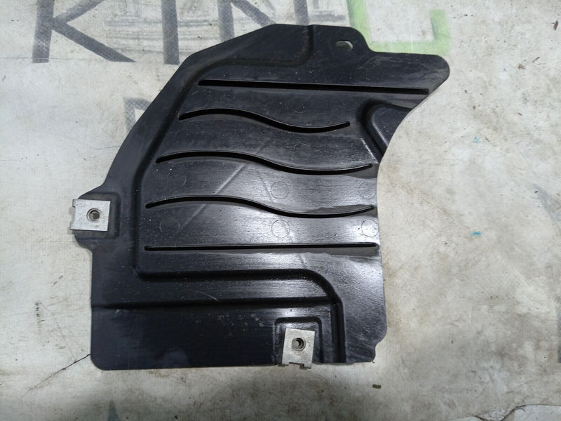 AUDI E-TRON 2018-ON FRONT LEFT N/S UNDER BODY TRAY COVER 4KE825201A GENUINE