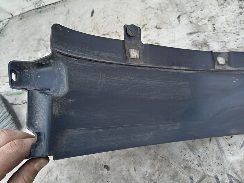 AUDI E-TRON 2018-ON FRONT RIGHT O/S INNER WHEEL ARCH LINER 4KE853888D GENUINE