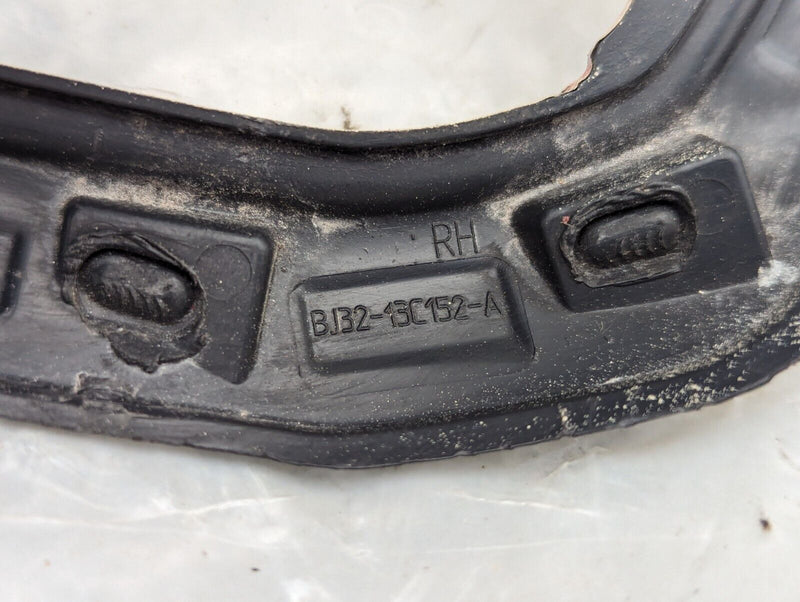 RANGE ROVER EVOQUE L538 2011-2015 RIGHT O/S HEADLIGHT WASHER COVER BJ32-13C152-A