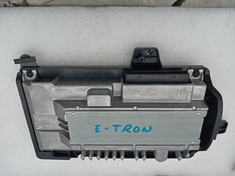 AUDI E-TRON 2018- ON AMPLIFIER FOR SOUND SYSTEM W/ BRACKET 4N0035223C GENUINE