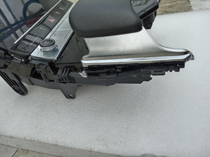 AUDI E-TRON CENTRE PANEL HEATER CONTROL SCREEN, GEARBOX SWITCH, START STOP
