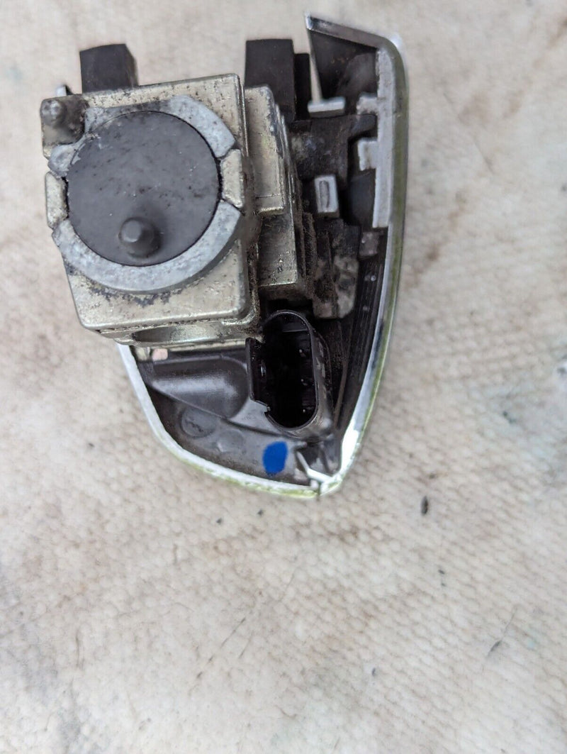 MERCEDES S-CLASS W221 06-13 FRONT RIGHT O/S DOOR HANDLE END COVER CAP GENUINE