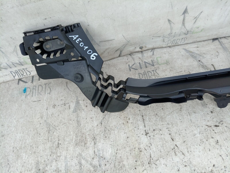 BMW F31 M-SPORT 2012-15 REAR BUMPER CENTRE BRACKET MOUNT GENUINE 7260462