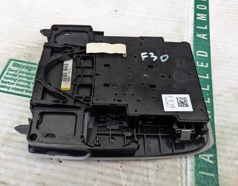BMW 3 SERIES F30 11-19 FRONT CENTER TOP INTERIOR ROOF READING LIGHT 9288213