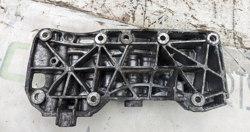 BMW 3 SERIES F30 2011-2019 N47 2.0 DIESEL ALTERNATOR MOUNT BRACKET 8506863