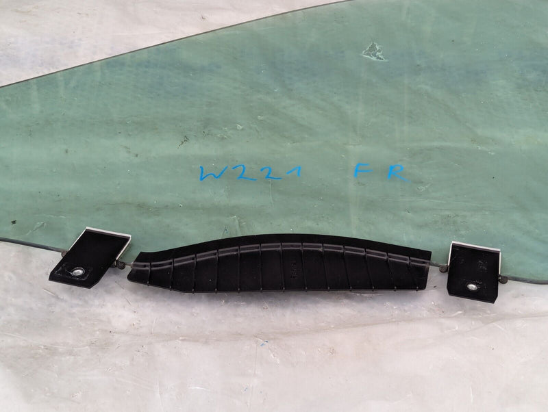 MERCEDES S-CLASS W221 06-13 FRONT RIGHT O/S WINDOW DOOR GLASS 43R-000263 GENUINE