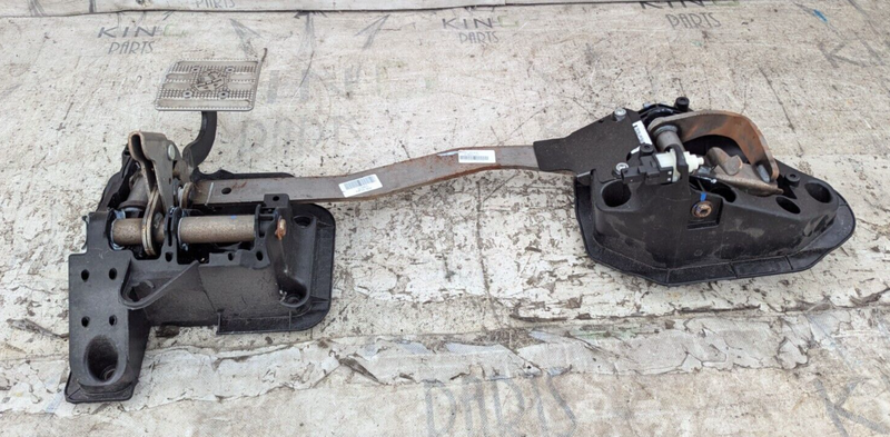 FIAT ABARTH 500 08-15 AUTOMATIC BRAKE PEDAL  BOX ASSEMBLIES 51925177 GENUINE