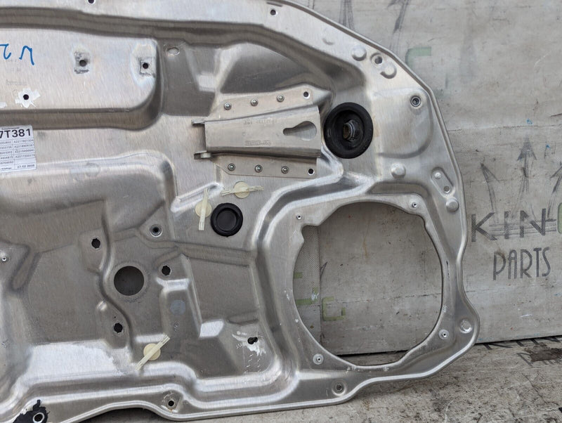 MERCEDES S-CLASS W221 06-13 FRONT LEFT N/S INSIDE DOOR WINDOW PANEL A2218202802