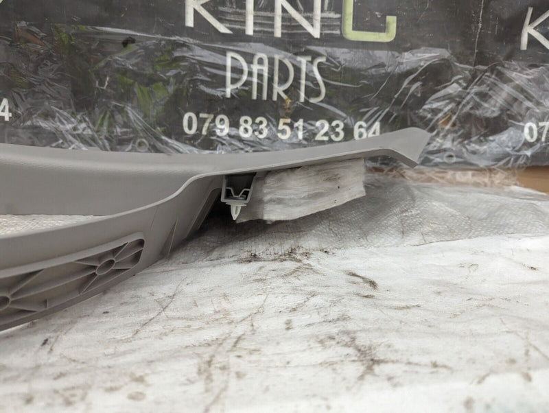 BMW X1 E84 09-15 REAR LEFT C PILLAR TRIM COVER 2991311