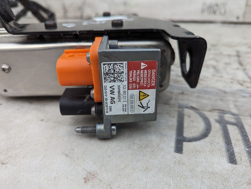 AUDI E-TRON **LOW MILEAGE VOLTAGE WATER HEATER CONTROL UNIT 3Q0.963.231.E