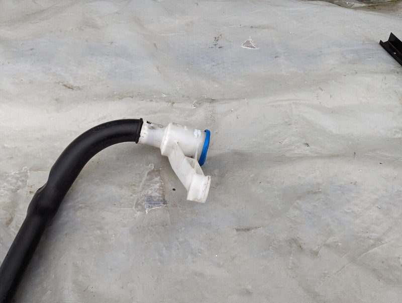 RANGE ROVER EVOQUE L538 11-15 WASHER RESERVOIR TANK FILLER NOZZLE BJ32-17C615-AC