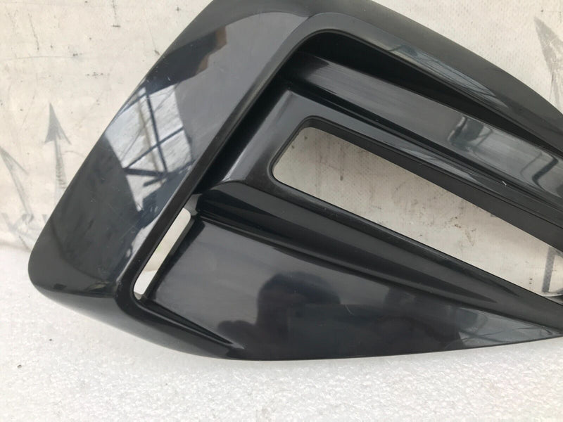 BMW 2 F44 GRAN COUPE SPORT RIGHT SIDE FRONT BUMPER GRILL FOG LIGHT COVER 8491644