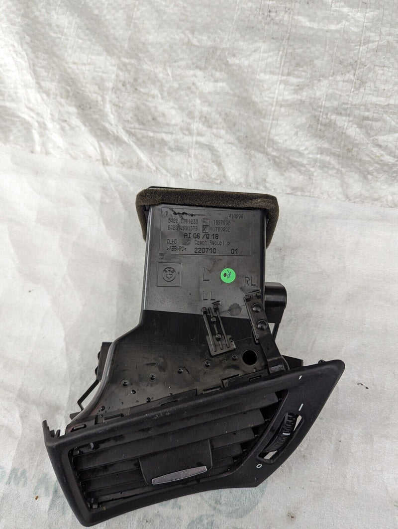 BMW X1 E84 2009-2015 DASHBOARD PASSENGER  SIDE AIR VENT 2991679