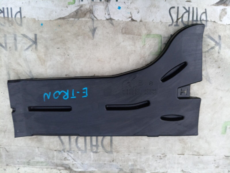 AUDI E-TRON 2018-ON AIR GUIDE CHANNEL VENT TUNNEL 4KE819801 GENUINE