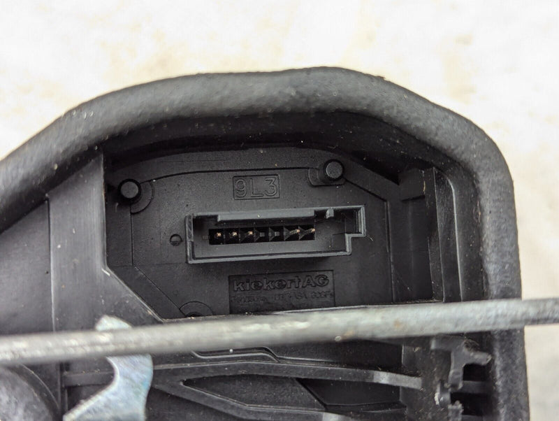 BMW 3 SERIES F30 11-19 FRON LEFT N/S DOOR HANDLE CARRIER W/DOOR LOCK MECHANISM