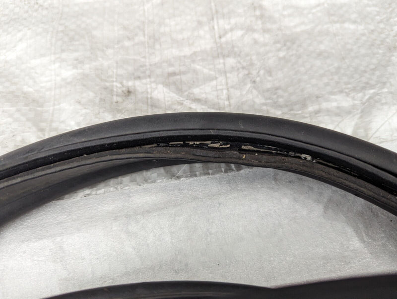 BMW X1 E84 09-15 TAILGATE RUBBER SEAL GENUINE 2990833