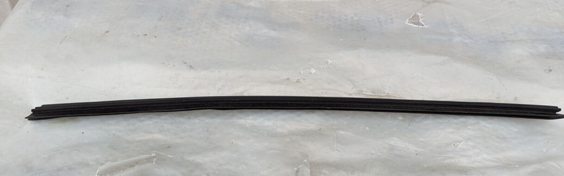 RANGE ROVER EVOQUE L538 2011-2015 FRONT LEFT N/S INNER WEATHER STRIP BJ32-21435