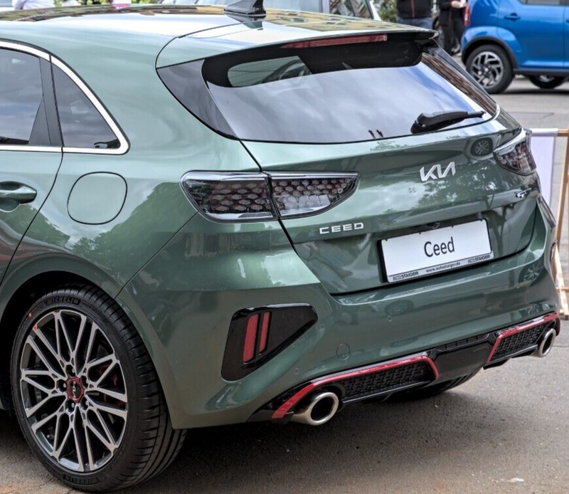 KIA CEED CD GT MK3 LCI 2021-24 REAR BUMPER PAIR TRIM MOULDING LEFT & RIGHT SIDE