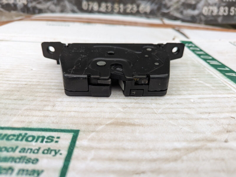 BMW 3 SERIES 2011-2019 TAILGATE BOOT LID LOCK CATCH 51247191212 GENUINE
