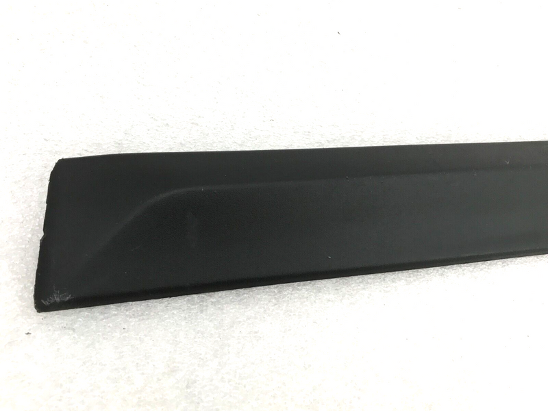 KIA XCEED CD 2019-22 FRONT DOOR RIGHT SIDE LOWER TRIM MOULDING PANEL 87722J7CA0
