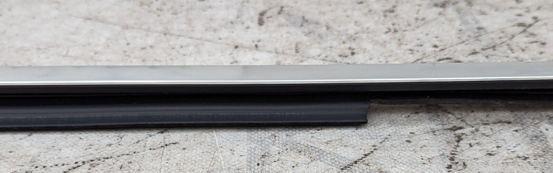 AUDI E-TRON 2018-ON DOOR WINDOW SLOT SEAL 4KE839475 GENUINE