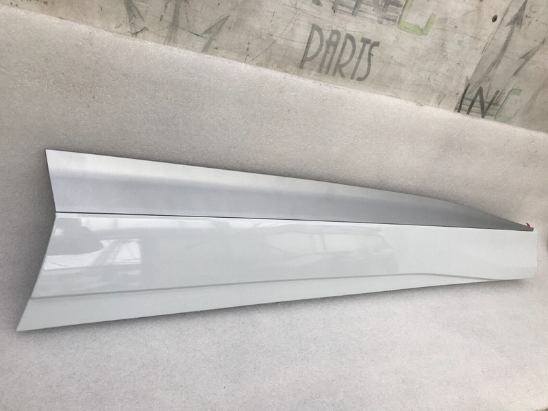 AUDI Q4 E-TRON *NEW FRONT DOOR TRIM MOULDING PANEL RIGHT SIDE 89A.853.960B