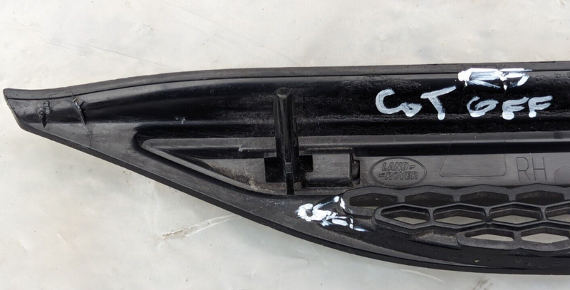 RANGE ROVER EVOQUE L538 FRONT RIGHT O/S WING FENDER GRILLE TRIM BJ32-280B10-ABW