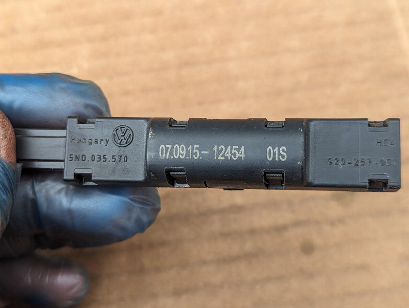 VW GOLF MK7 2012-2020 NOISE INTERFERENCE FILTER ANTENNA 5N0035570 GENUINE