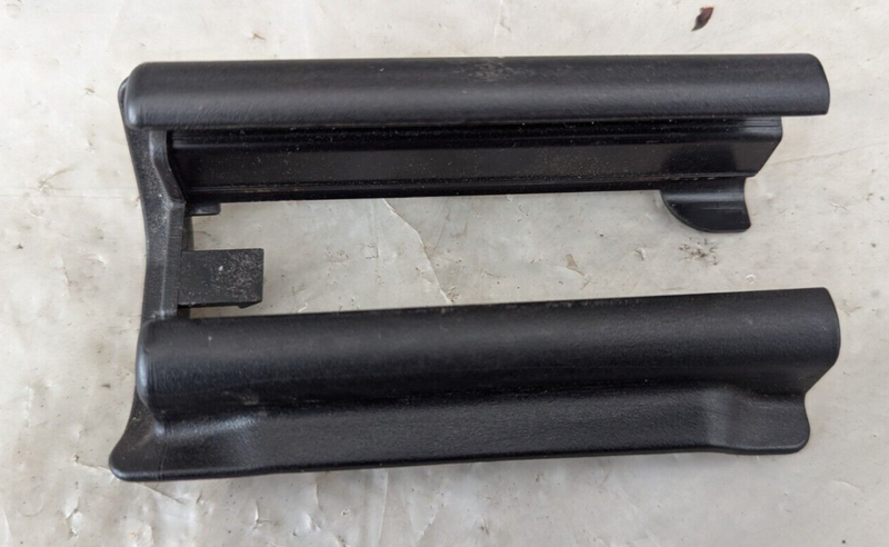 MERCEDES C-CLASS W204 FRONT RIGHT SEAT INNER REAR RIGHT RAIL COVER A2049190820