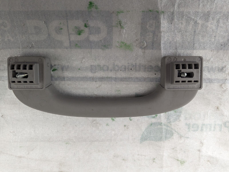 BMW X1 E84 09-15 FRONT RIGHT INTERIOR ROOF GRAB HANDLE GENUINE 9143516/524