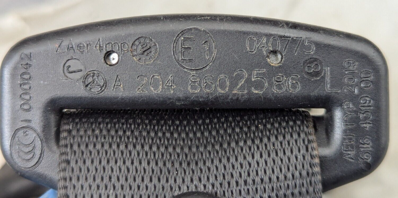 MERCEDES C-CLASS W204 07-11 FRONT PASSENGER SEAT N/S SEAT BELT A2048602586