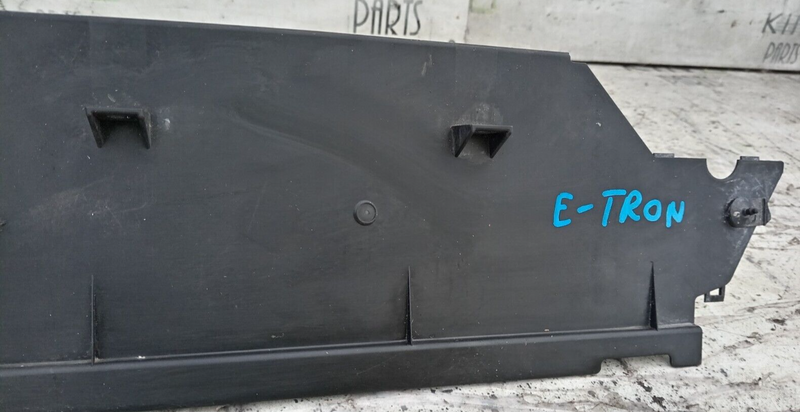 AUDI E-TRON 2018-ON LEFT N/S COWL WATER DEFLECTOR CROSSMEMBER BRACKET 4KE805265A
