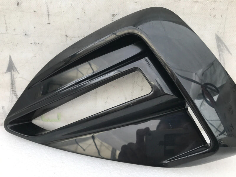 BMW 2' F44 GRAN COUPE *SPORT LEFT SIDE FRONT BUMPER GRILL FOG LIGHT COVER 849163