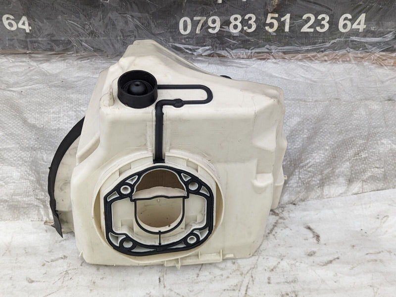 BMW X1 E84 09-15 ECU FUSE BOX COVER GENUINE 7584147