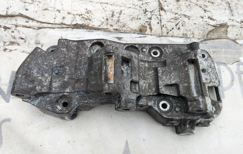 BMW 3 SERIES F30 2011-2019 N47 2.0 DIESEL ALTERNATOR MOUNT BRACKET 8506863