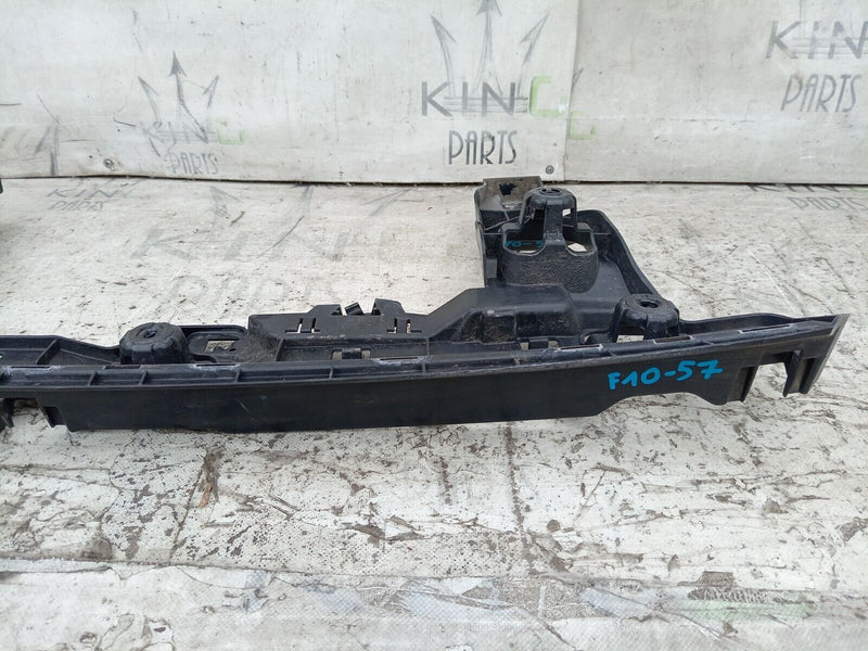 BMW 1 F40 2019-ON REAR BUMPER CENTRE MOUNT BRACKET GENUINE 51128496655