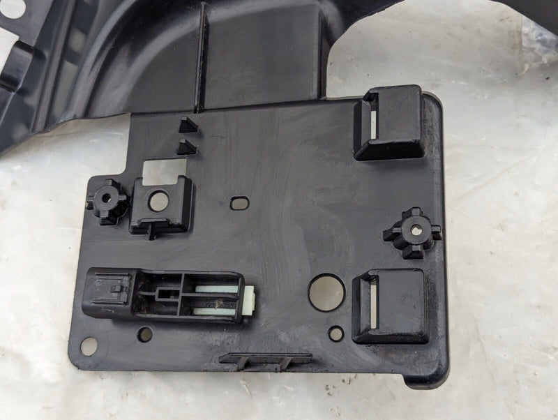 RANGE ROVER EVOQUE L538 11-15 REAR LEFT N/S BUMPER MOUNT BRACKET EJ32-17A151-AE