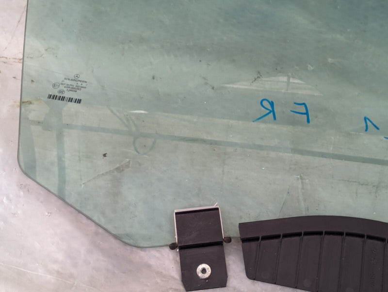 MERCEDES S-CLASS W221 06-13 FRONT RIGHT O/S WINDOW DOOR GLASS 43R-000263 GENUINE