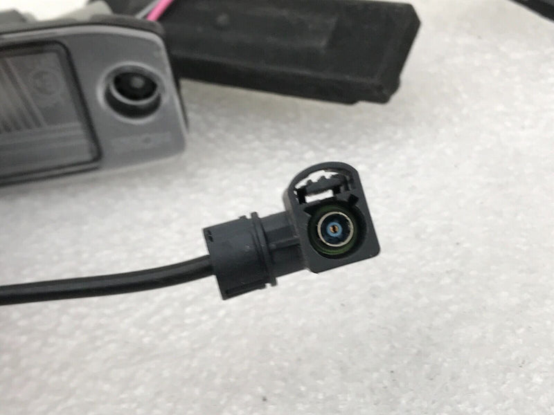 HYUNDAI KONA OS LCI 20-22 REAR NUMBER PLATE WIRING LOOM LIGHTS with CAM PLUG