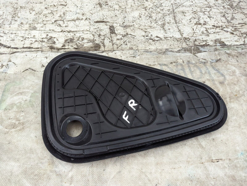 SKODA KAROQ NU7 17-21 FRONT RIGHT O/S DOOR INNER PANEL COVER 575837916 GENUINE