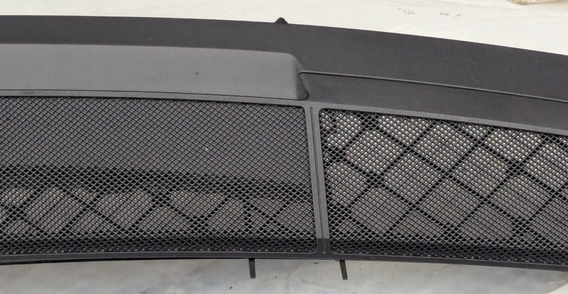 MERCEDES-BENZ C-CLASS W204 07-11 REAR THIRD BRAKE LIGHT COVER TRIM A2046830130